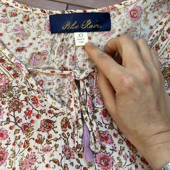 Blue Rain Women’s Long Sleeve Blouse Size XS Pink Floral Pattern - Picture 2 of 6